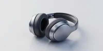 Doom Invade os Ouvidos: Clássico Roda em Fones Sem Tela!