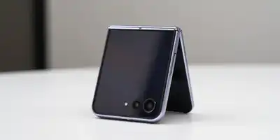 Galaxy Z Flip 7 FE: Dobrável de ponta com 52% OFF e 7 anos de atualizações!