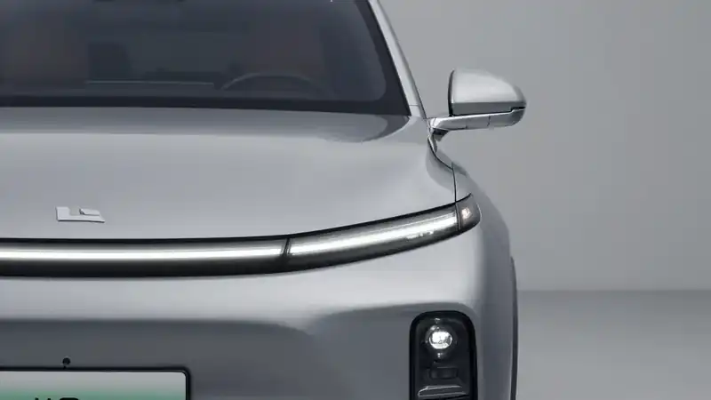 Alerta de Segurança: VW Convoca 100 mil Elétricos por Falha Crítica na Bateria, Risco de Incêndio em Pauta